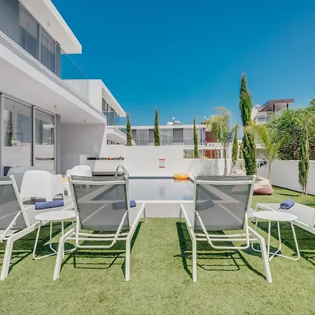 Protaras Olivia Pearl