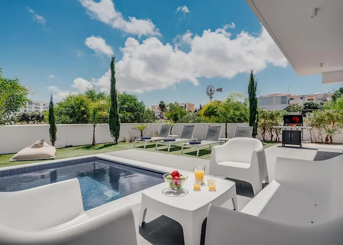 Vila Protaras Olivia Pearl *