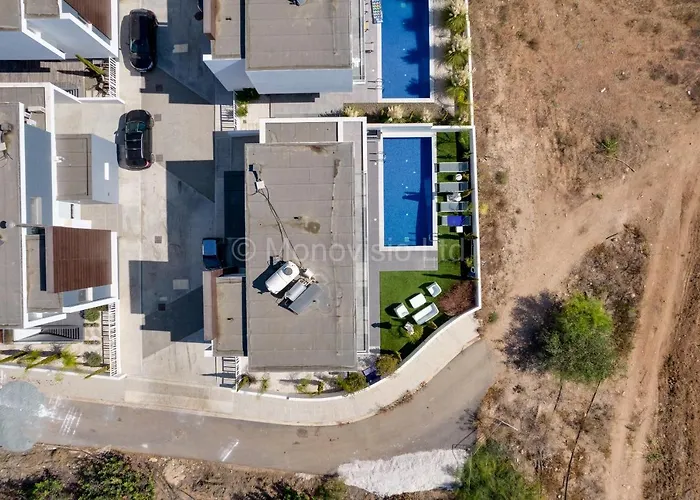 Protaras Olivia Pearl *