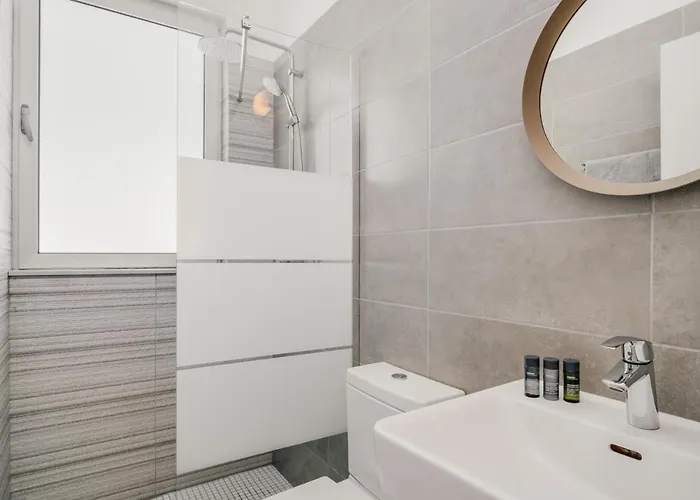 Protaras Olivia Pearl *