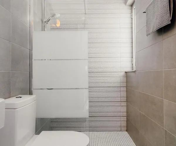 Protaras Olivia Pearl *